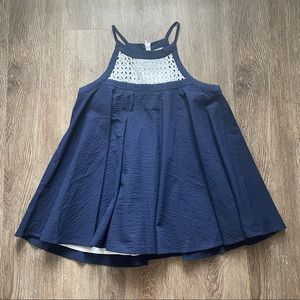 Lauren James NWT Navy and White Flowy Tank Top in Size XS